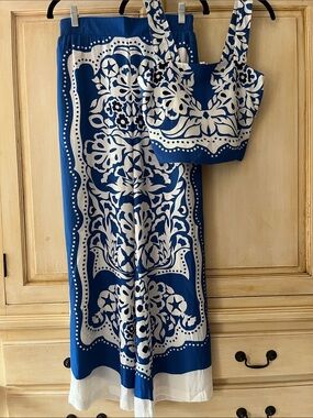 Rose & Olive 2 piece pants & top back smocking NWT-size Small